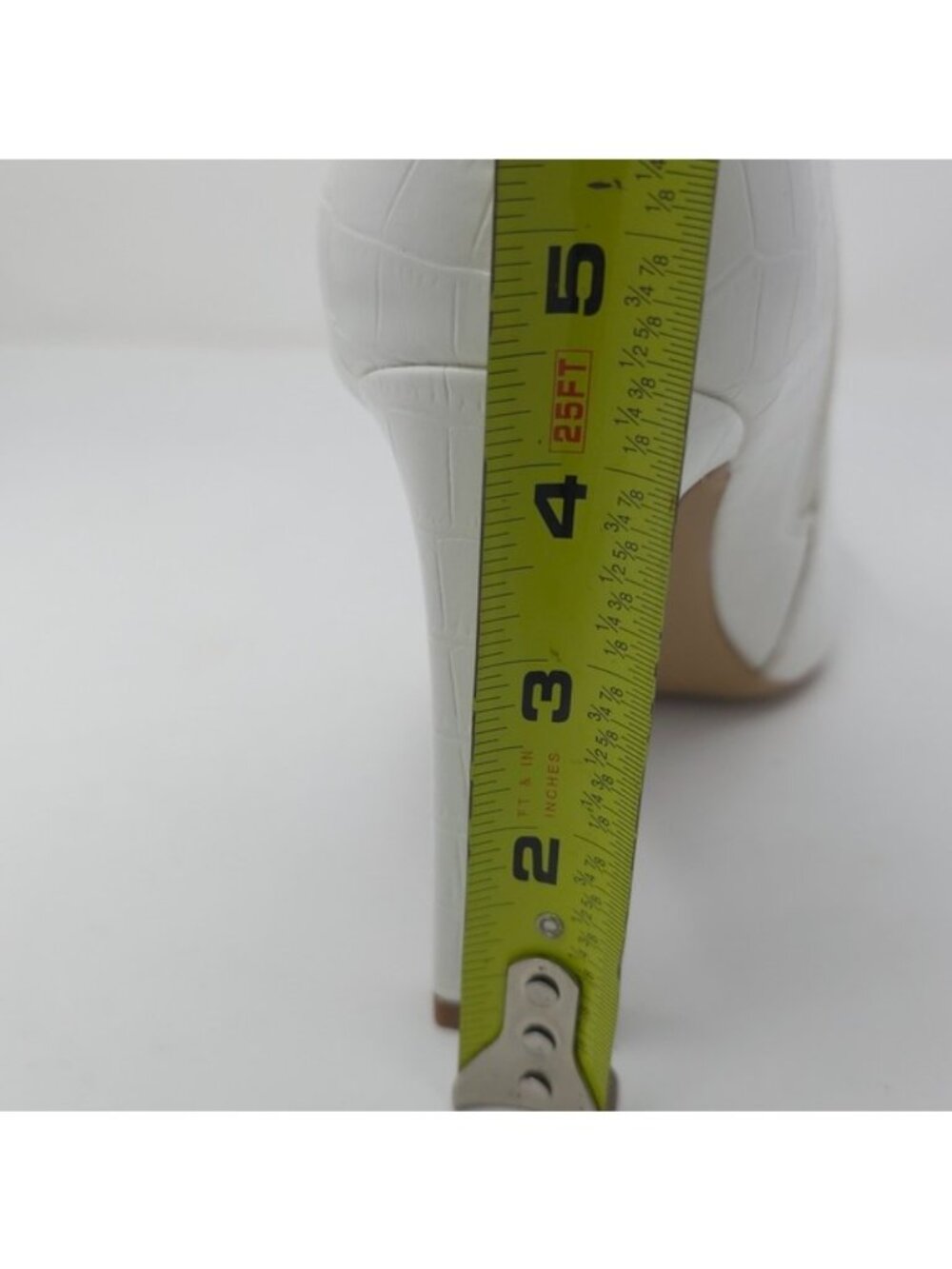 Journee Collection Elanie White Croc Block Heel Ankle Boots US 11 NIB - Picture 12 of 13